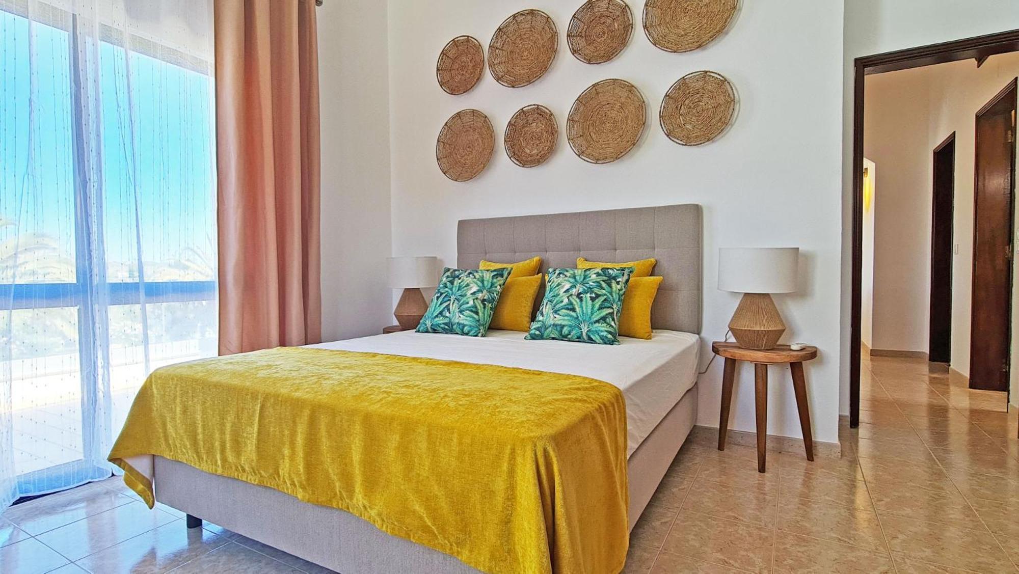 Casa Vitoria - With Private Pool Villa Pêra Екстериор снимка